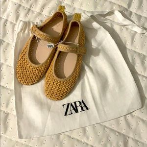 Brand new girls Zara maryjanes